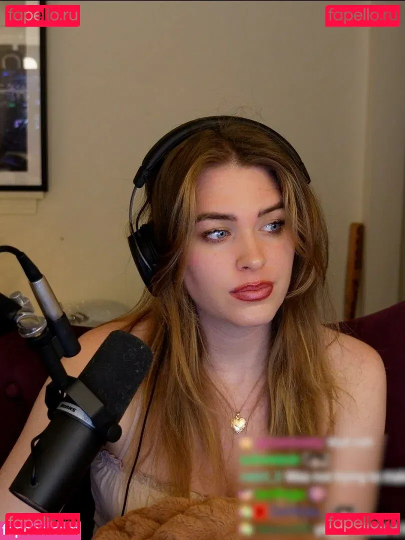 QTCinderella Onlyfans Photo Gallery 