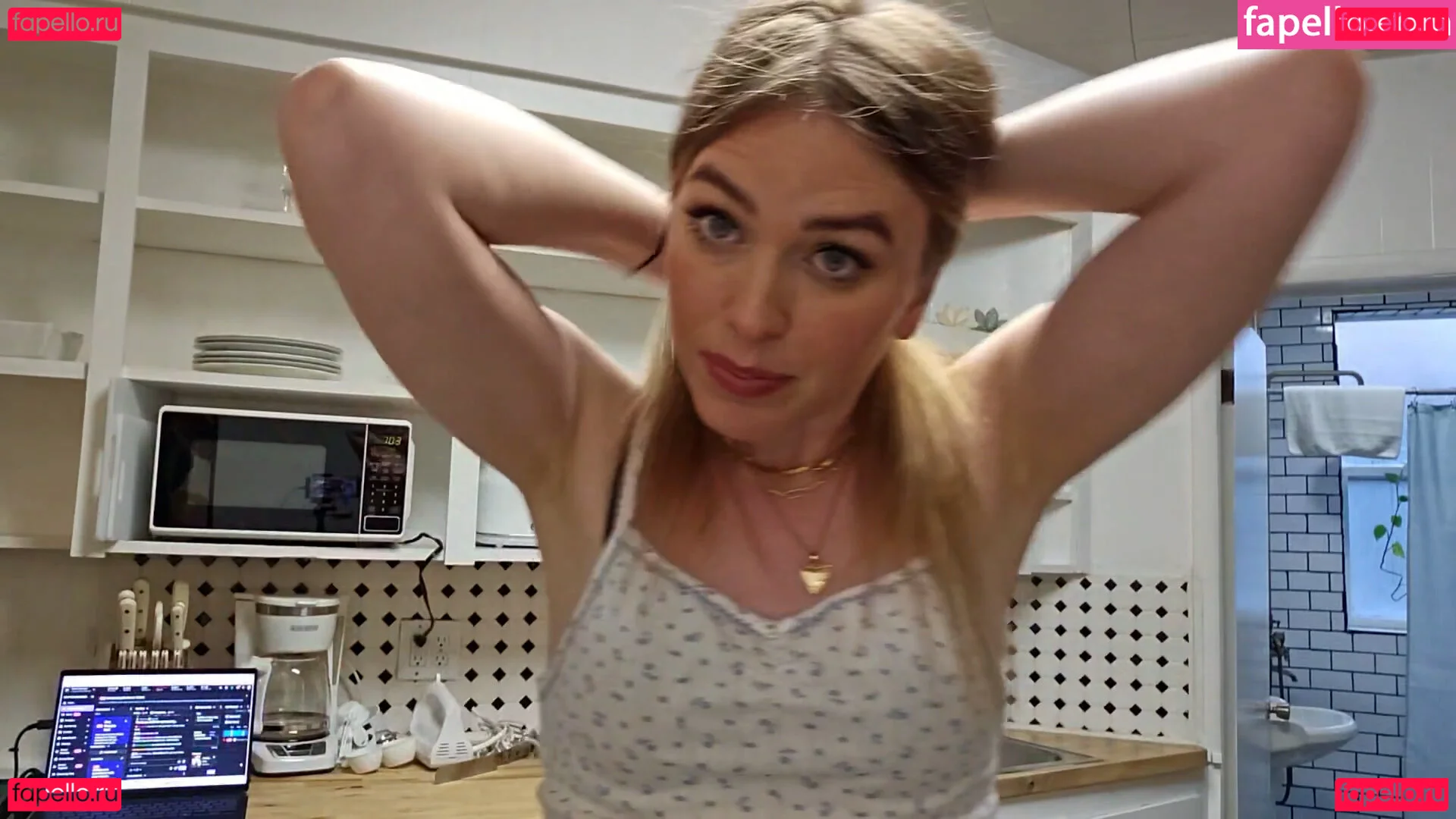 QTCinderella Onlyfans Photo Gallery 