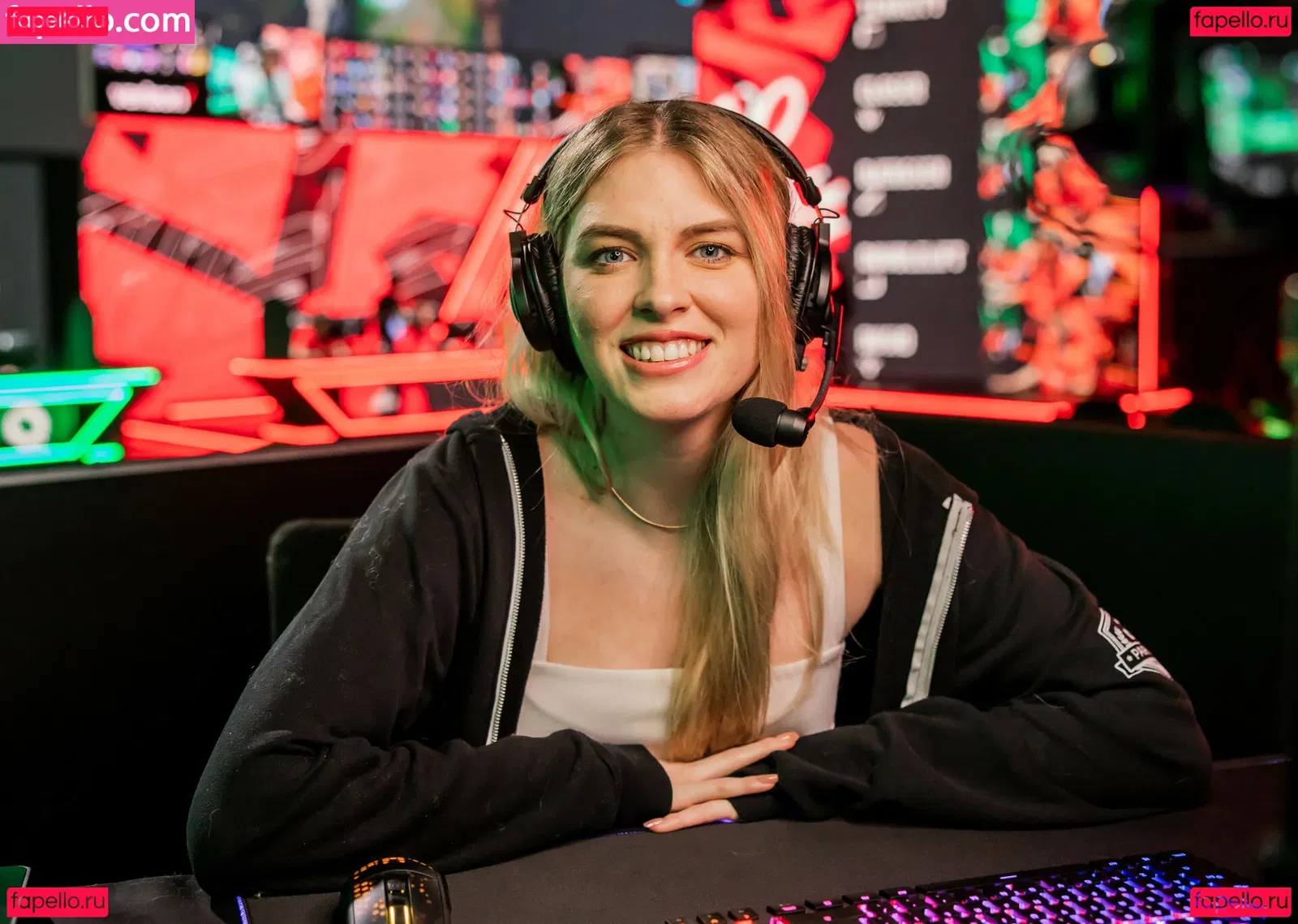 QTCinderella Onlyfans Photo Gallery 