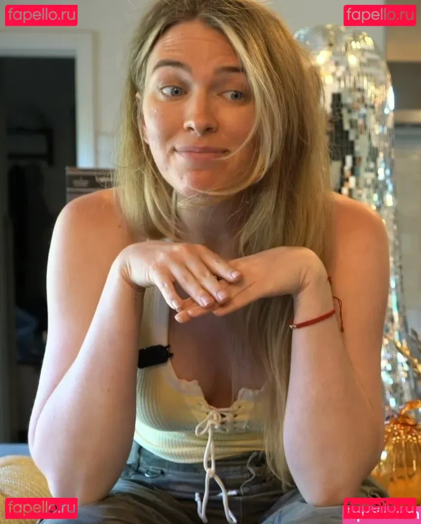 QTCinderella Onlyfans Photo Gallery 