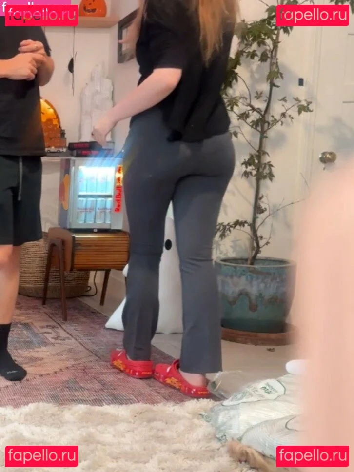 QTCinderella Onlyfans Photo Gallery 