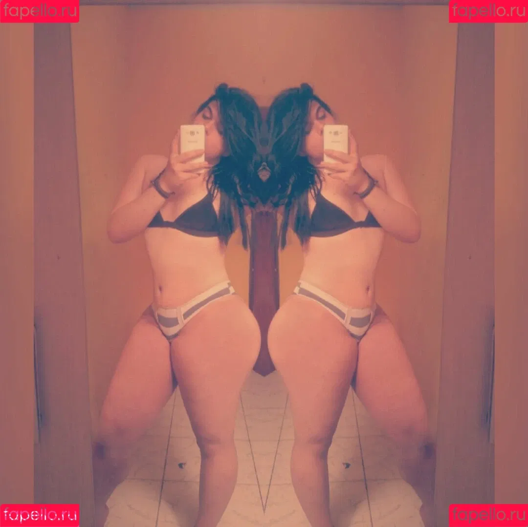 Raffaelah Poison Onlyfans Photo Gallery 