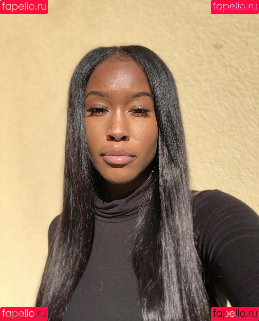 sothtskelaa Onlyfans Photo Gallery 