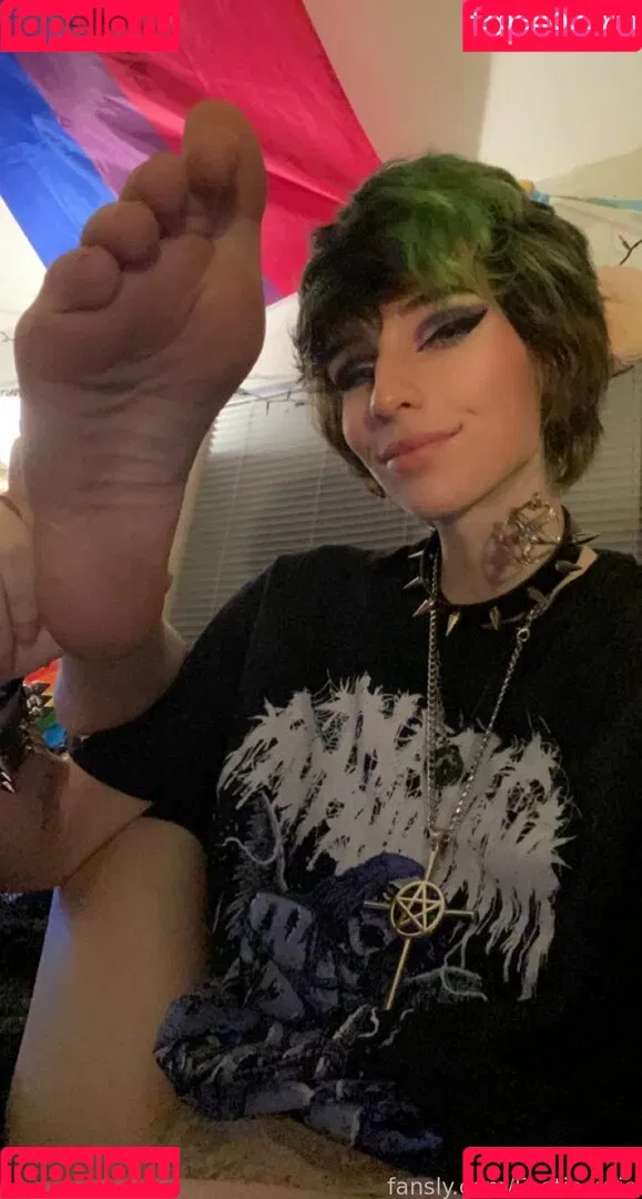 Feetiecutie Onlyfans Photo Gallery 