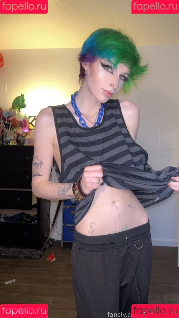 Feetiecutie Onlyfans Photo Gallery 