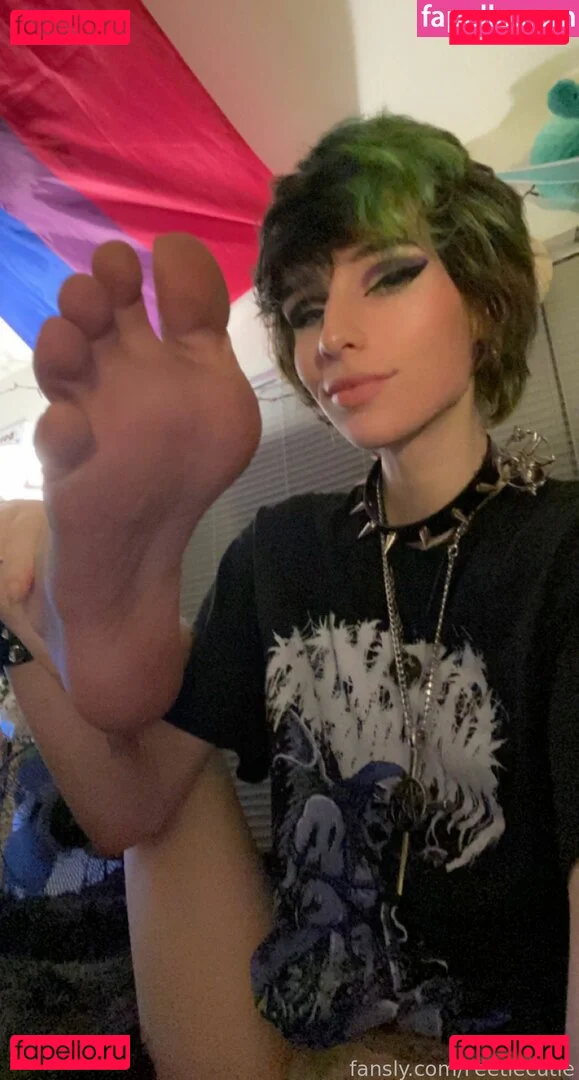 Feetiecutie Onlyfans Photo Gallery 