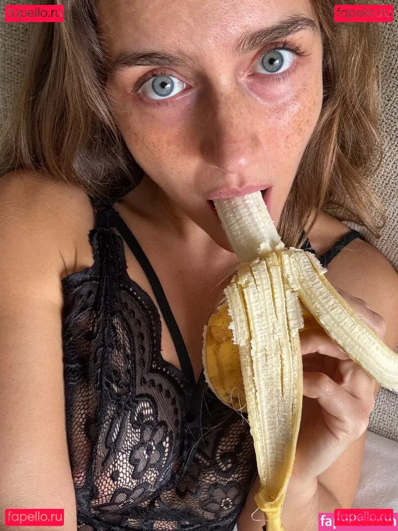 Oruzan Onlyfans Photo Gallery 