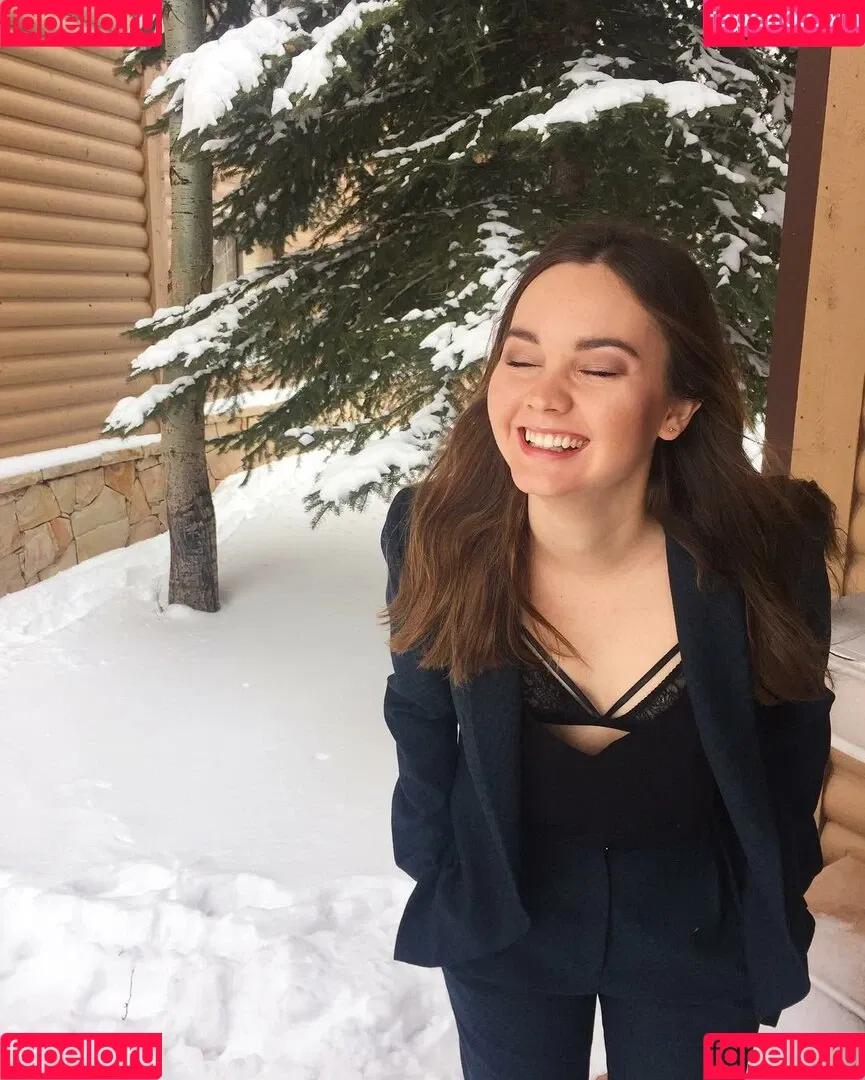 Liana Liberato Onlyfans Photo Gallery 
