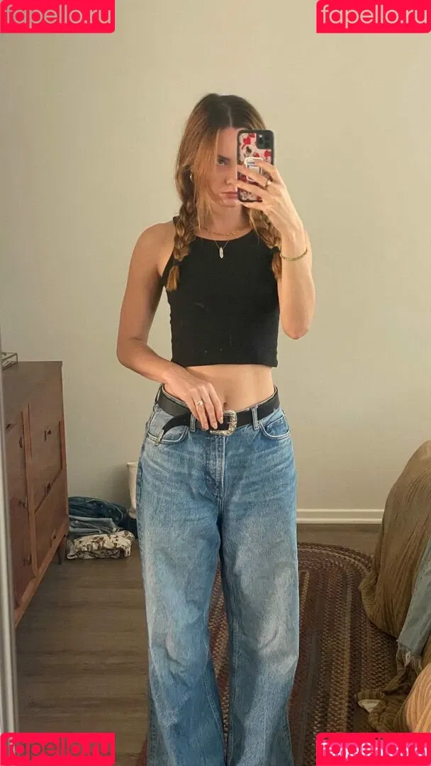 Liana Liberato Onlyfans Photo Gallery 