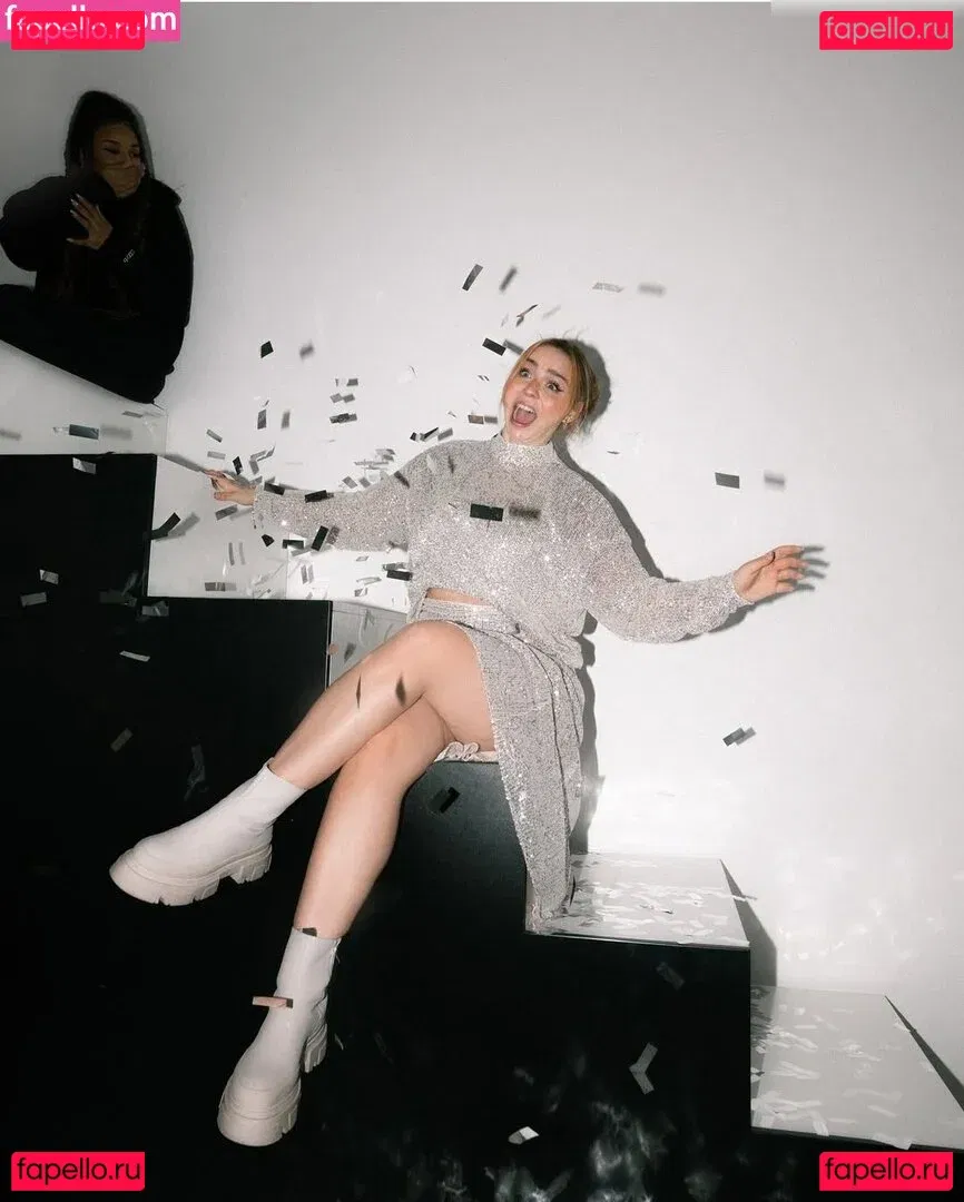 Nika Sofie Onlyfans Photo Gallery 