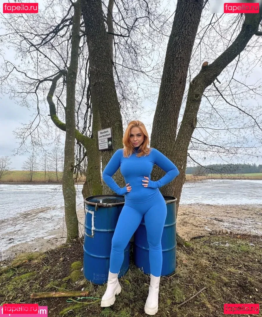 Nika Sofie Onlyfans Photo Gallery 