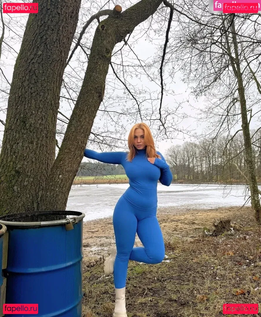 Nika Sofie Onlyfans Photo Gallery 