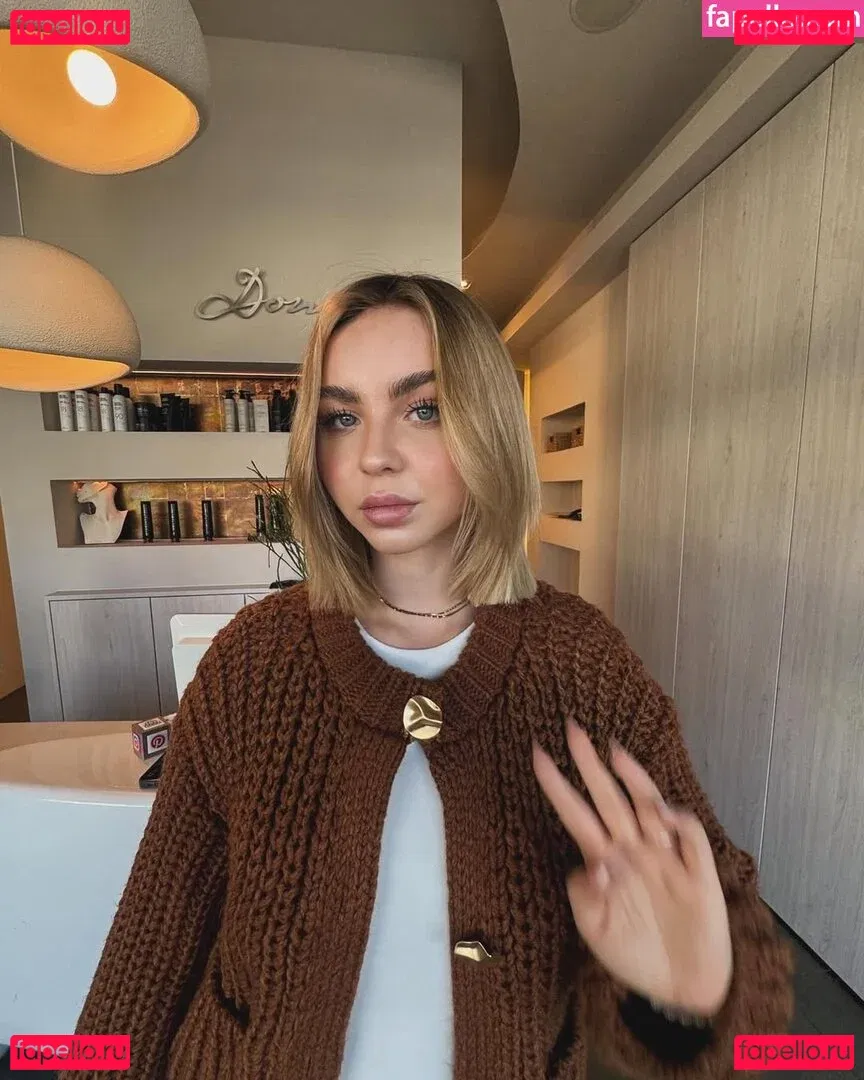 Nika Sofie Onlyfans Photo Gallery 