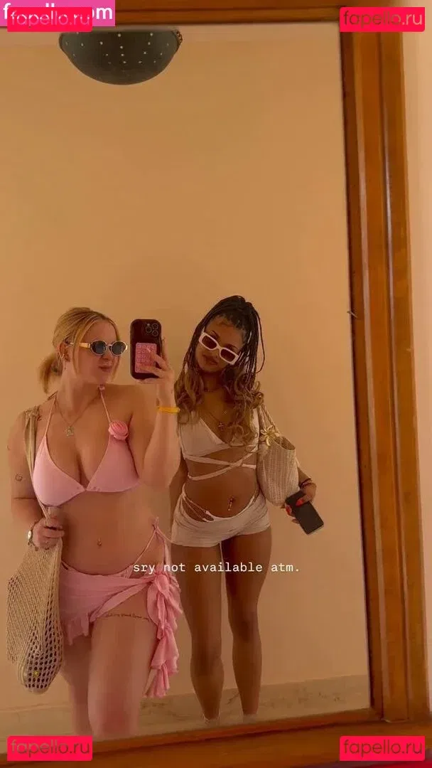 Nika Sofie Onlyfans Photo Gallery 