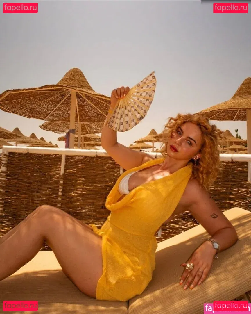 Nika Sofie Onlyfans Photo Gallery 