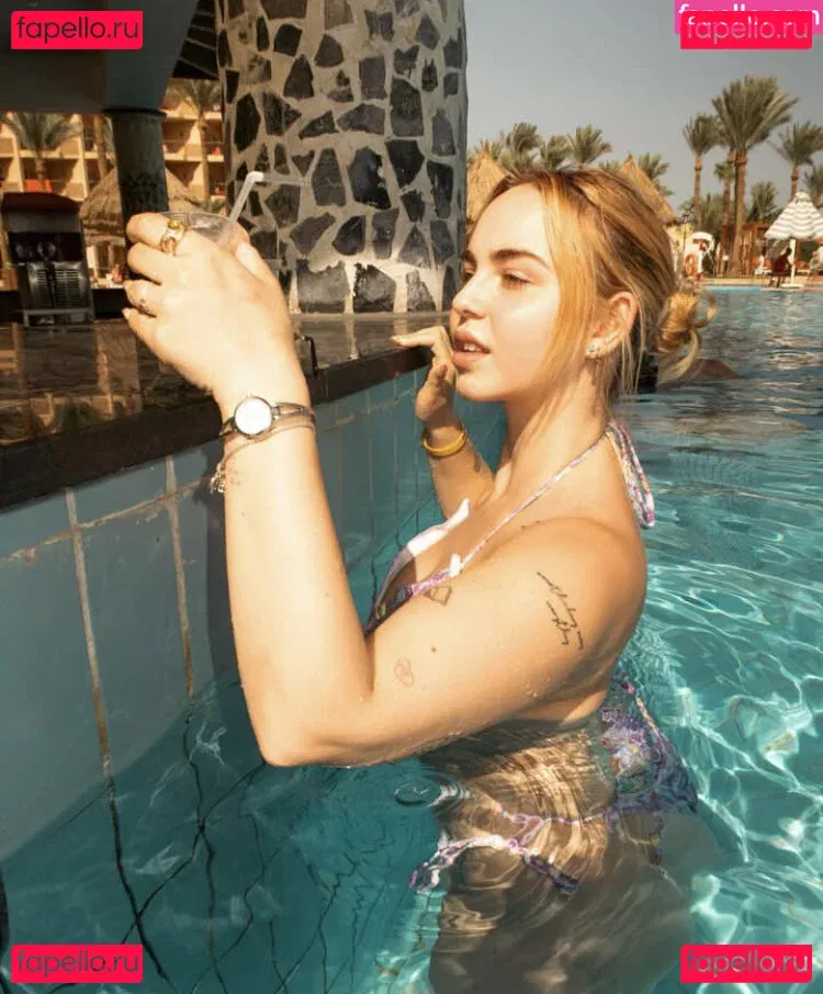 Nika Sofie Onlyfans Photo Gallery 