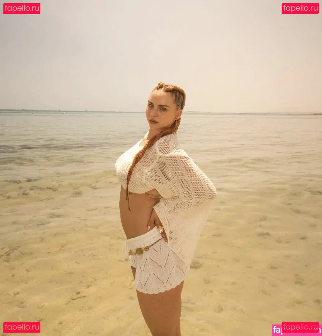 Nika Sofie Onlyfans Photo Gallery 