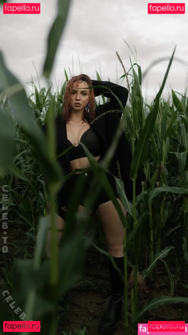 Nika Sofie Onlyfans Photo Gallery 