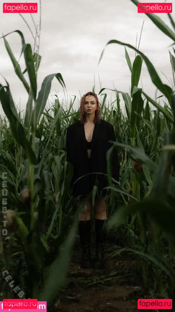 Nika Sofie Onlyfans Photo Gallery 