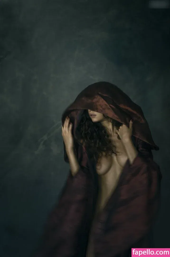 Emilie Payet Onlyfans Photo Gallery 