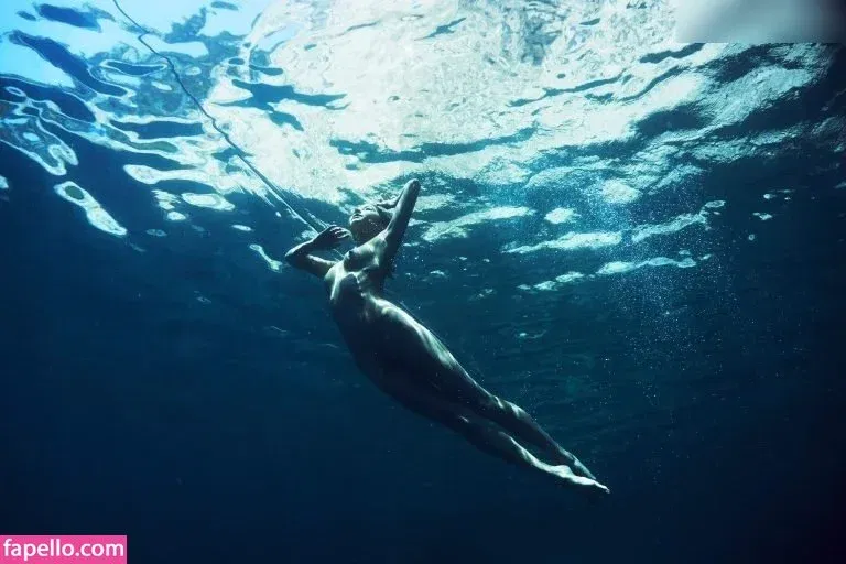 Emilie Payet Onlyfans Photo Gallery 