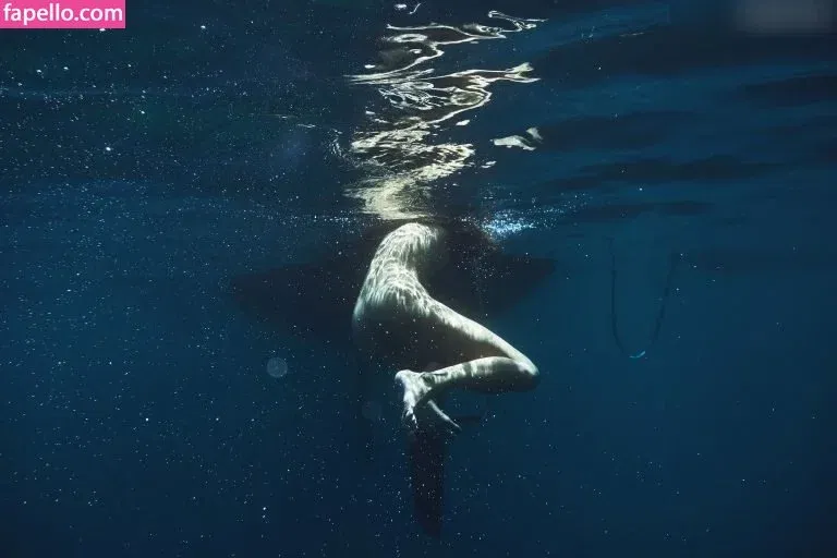 Emilie Payet Onlyfans Photo Gallery 