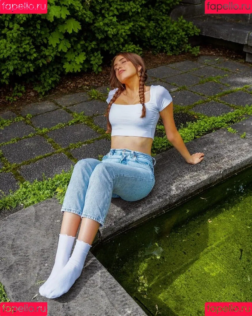 Yonca Onlyfans Photo Gallery 