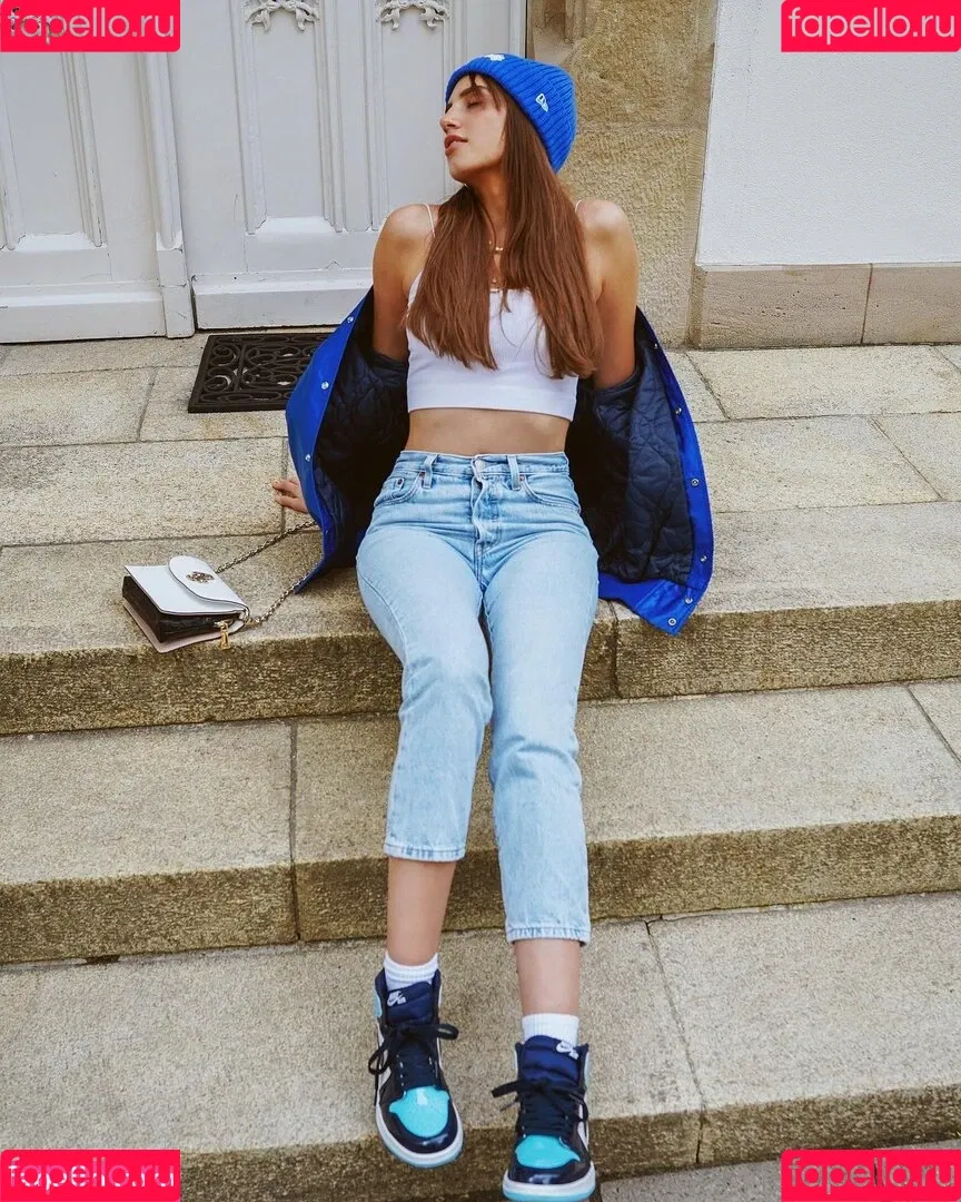 Yonca Onlyfans Photo Gallery 
