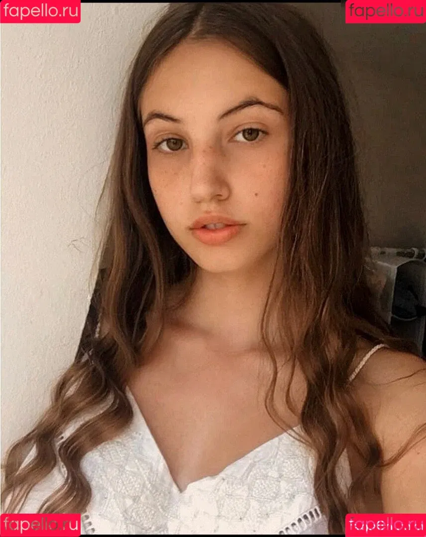 Yonca Onlyfans Photo Gallery 