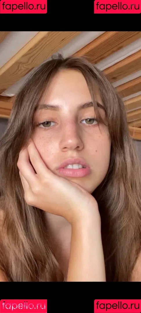 Yonca Onlyfans Photo Gallery 