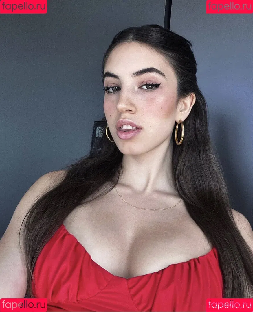 Yonca Onlyfans Photo Gallery 