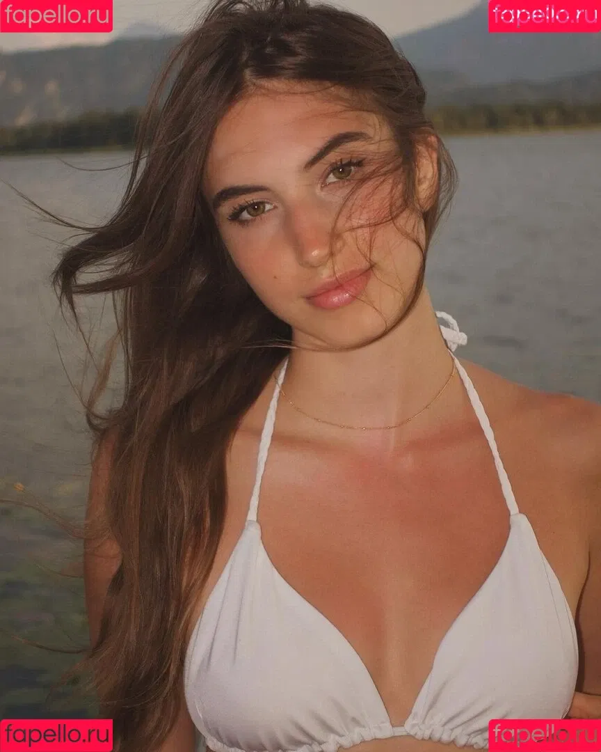 Yonca Onlyfans Photo Gallery 