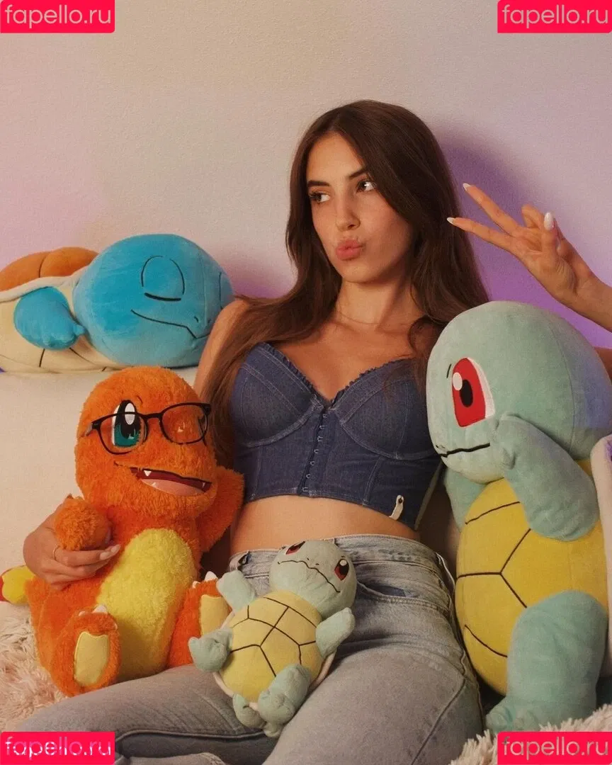 Yonca Onlyfans Photo Gallery 