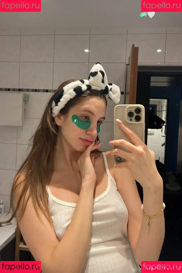 Yonca Onlyfans Photo Gallery 