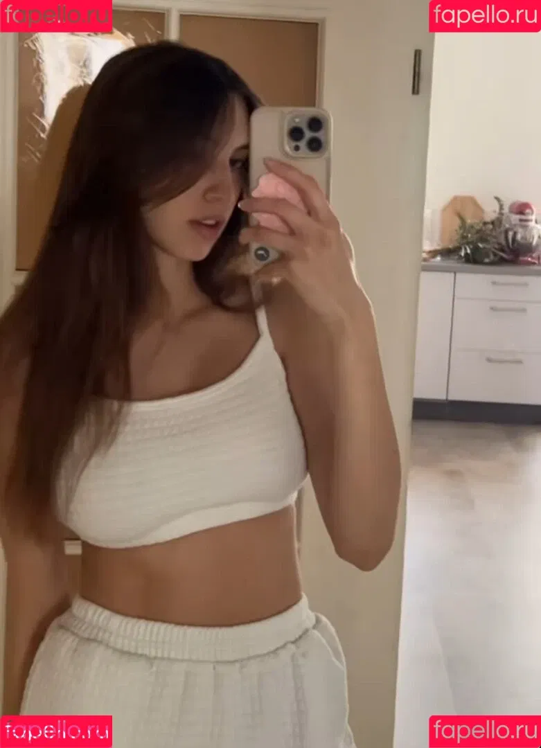 Yonca Onlyfans Photo Gallery 