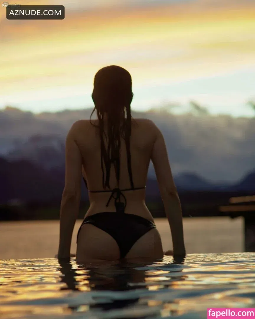 Yonca Onlyfans Photo Gallery 