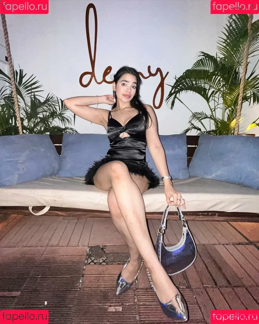 Tanya Khanna Onlyfans Photo Gallery 