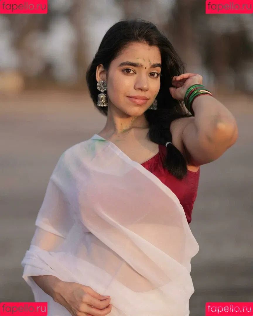 Tanya Khanna Onlyfans Photo Gallery 