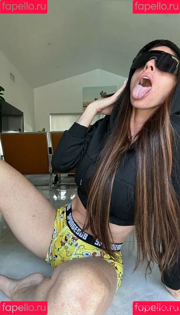 freckledmommi Onlyfans Photo Gallery 