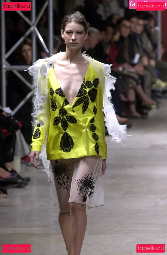 Caitriona Balfe Onlyfans Photo Gallery 