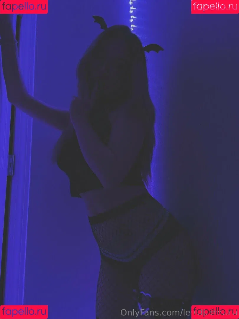 Lewdkittenxo Onlyfans Photo Gallery 