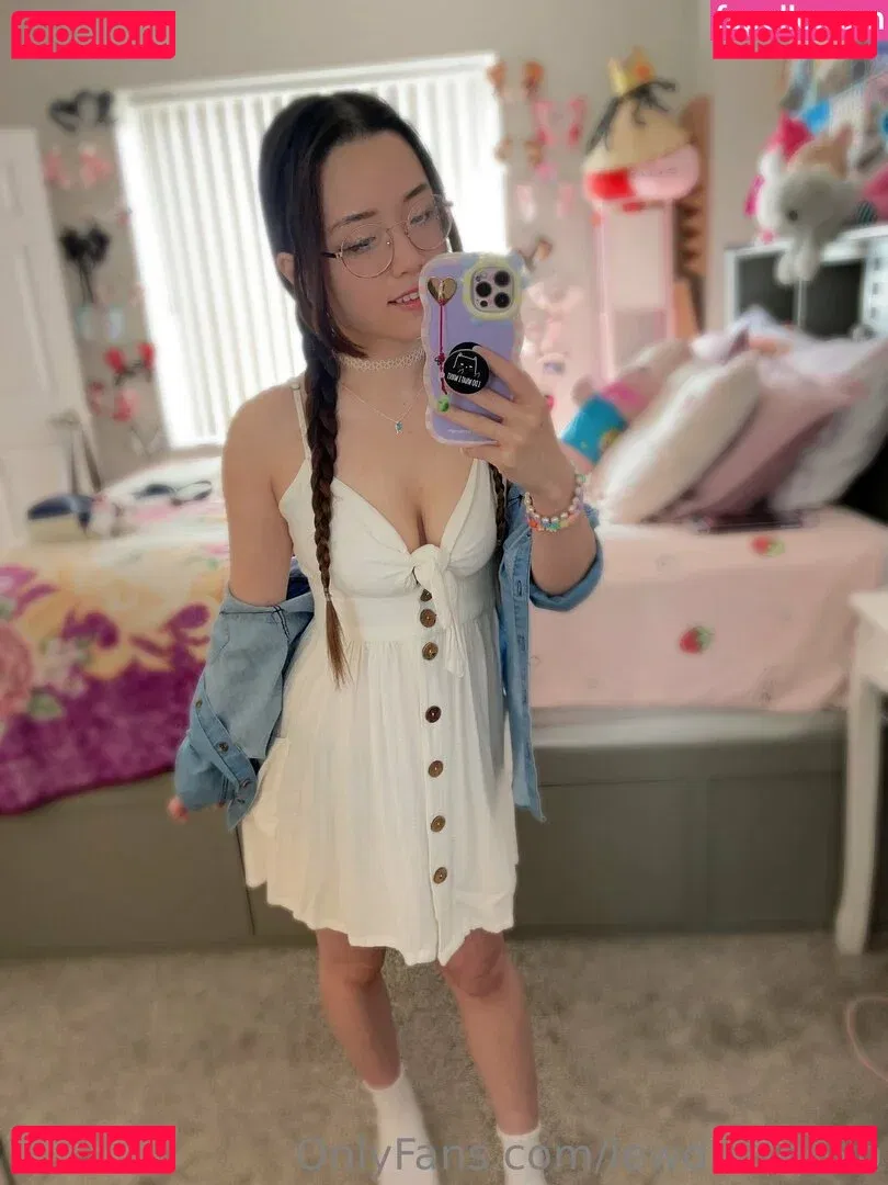 Lewdkittenxo Onlyfans Photo Gallery 