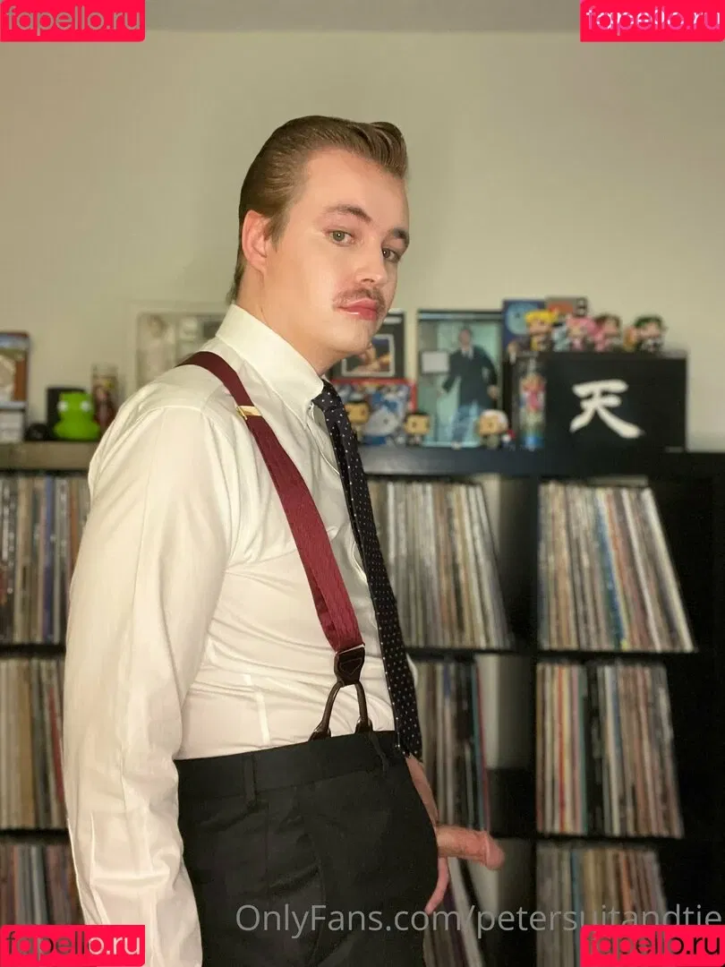 petersuitandtie Onlyfans Photo Gallery 