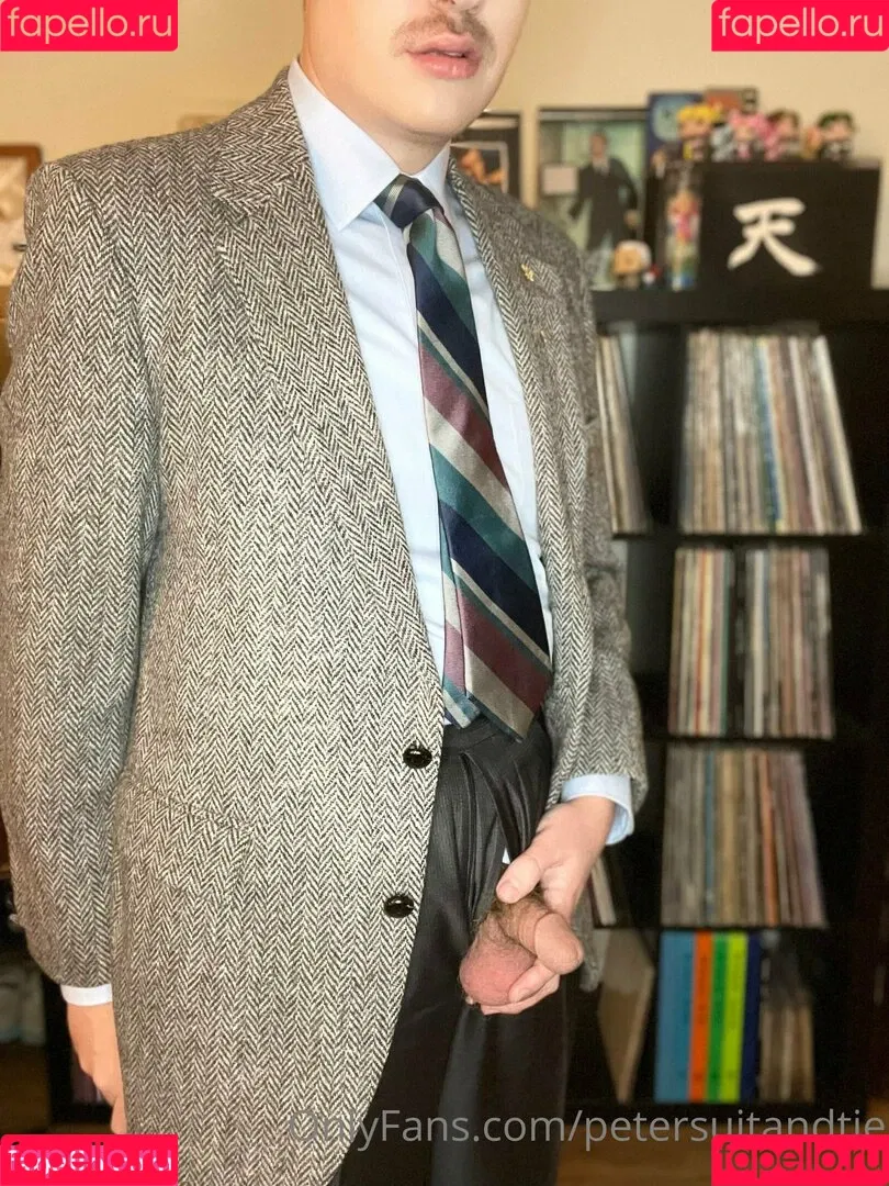 petersuitandtie Onlyfans Photo Gallery 