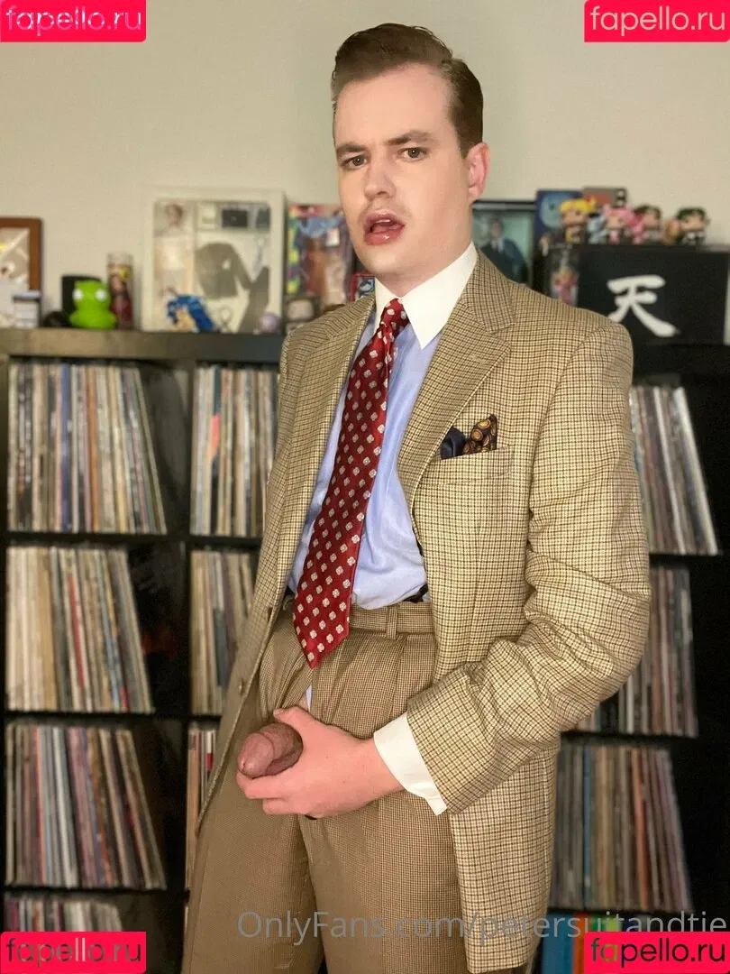 petersuitandtie Onlyfans Photo Gallery 