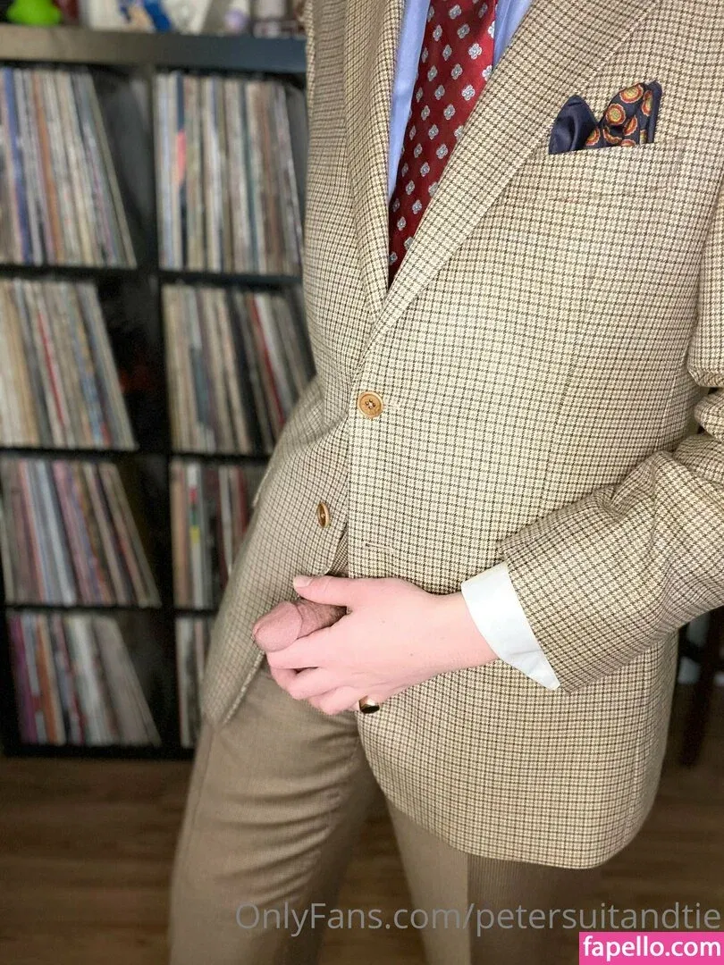 petersuitandtie Onlyfans Photo Gallery 