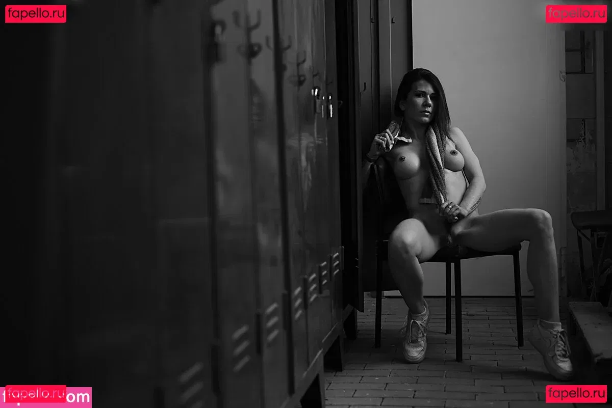 X-tremlady Onlyfans Photo Gallery 