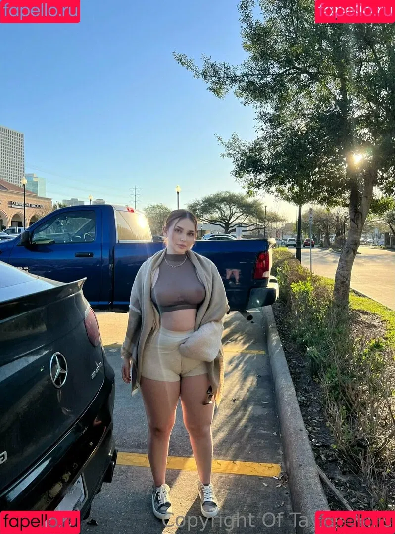 realtaylerhills Onlyfans Photo Gallery 