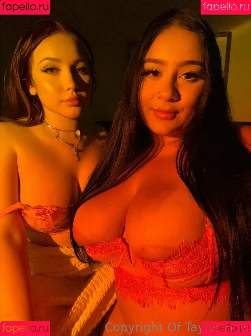 realtaylerhills Onlyfans Photo Gallery 