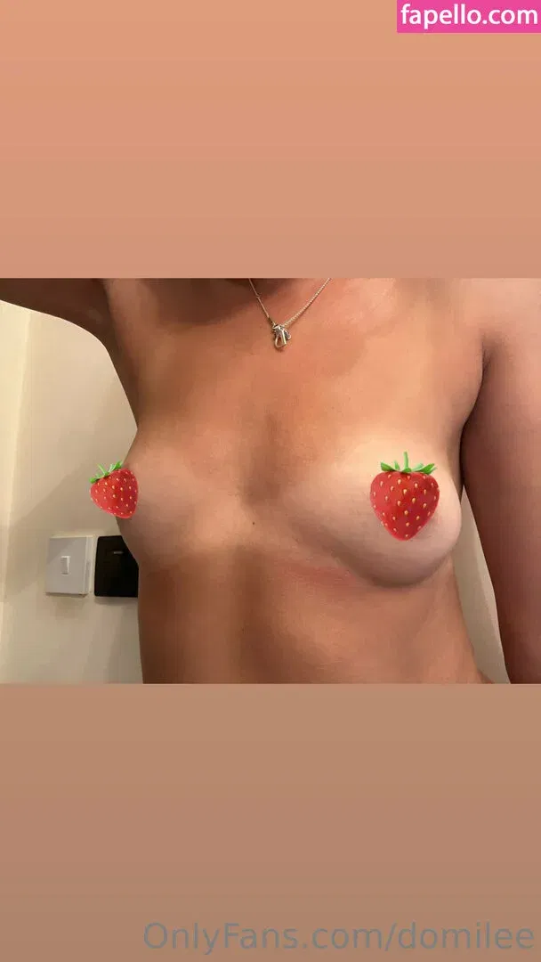 domilee Onlyfans Photo Gallery 